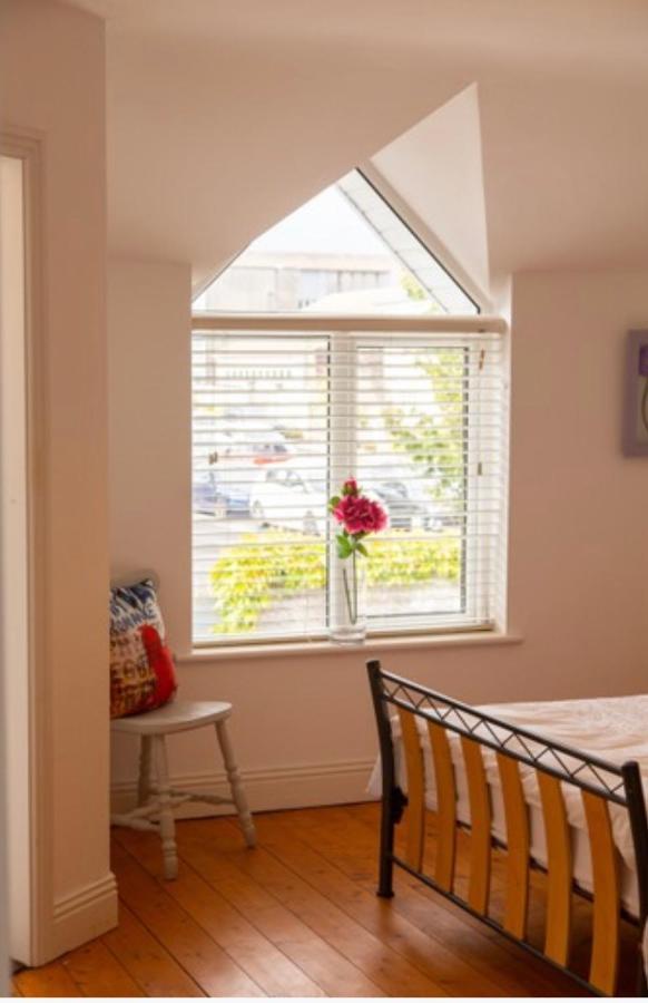 Two Bedroom Townhouse In The Heart Of Dungarvan Dungarvan  Exterior photo