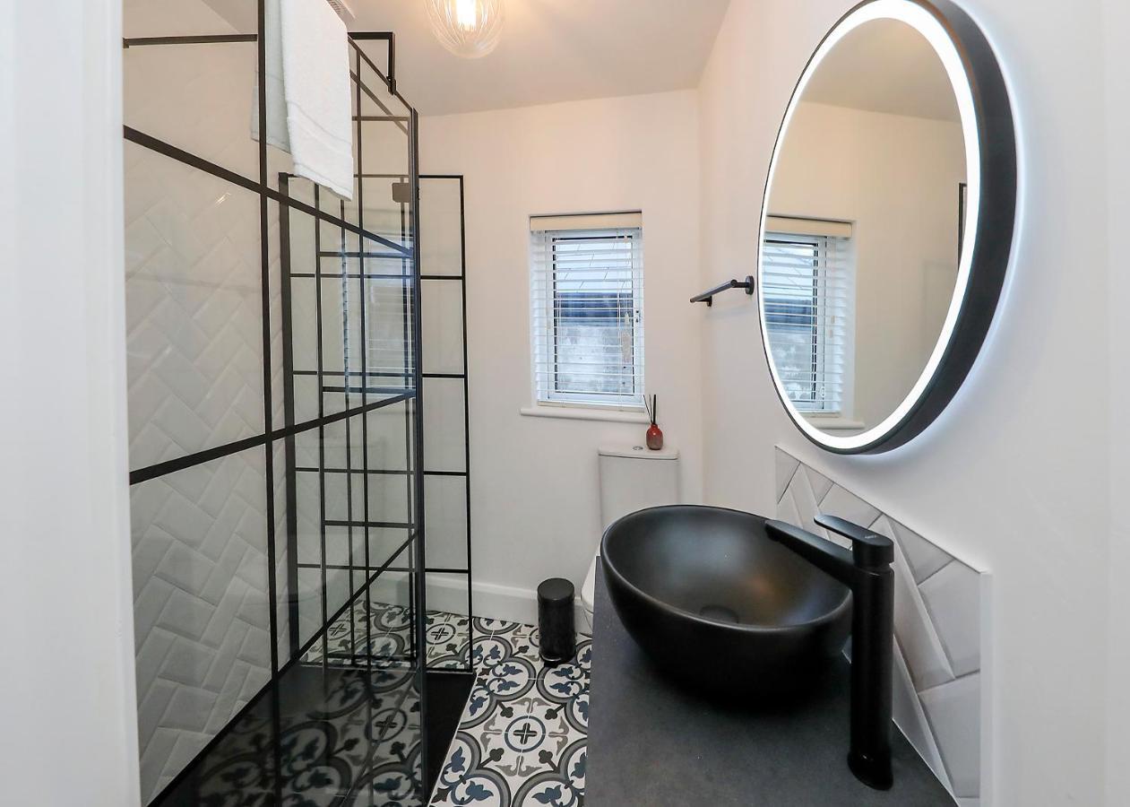 Two Bedroom Townhouse In The Heart Of Dungarvan Dungarvan  Exterior photo